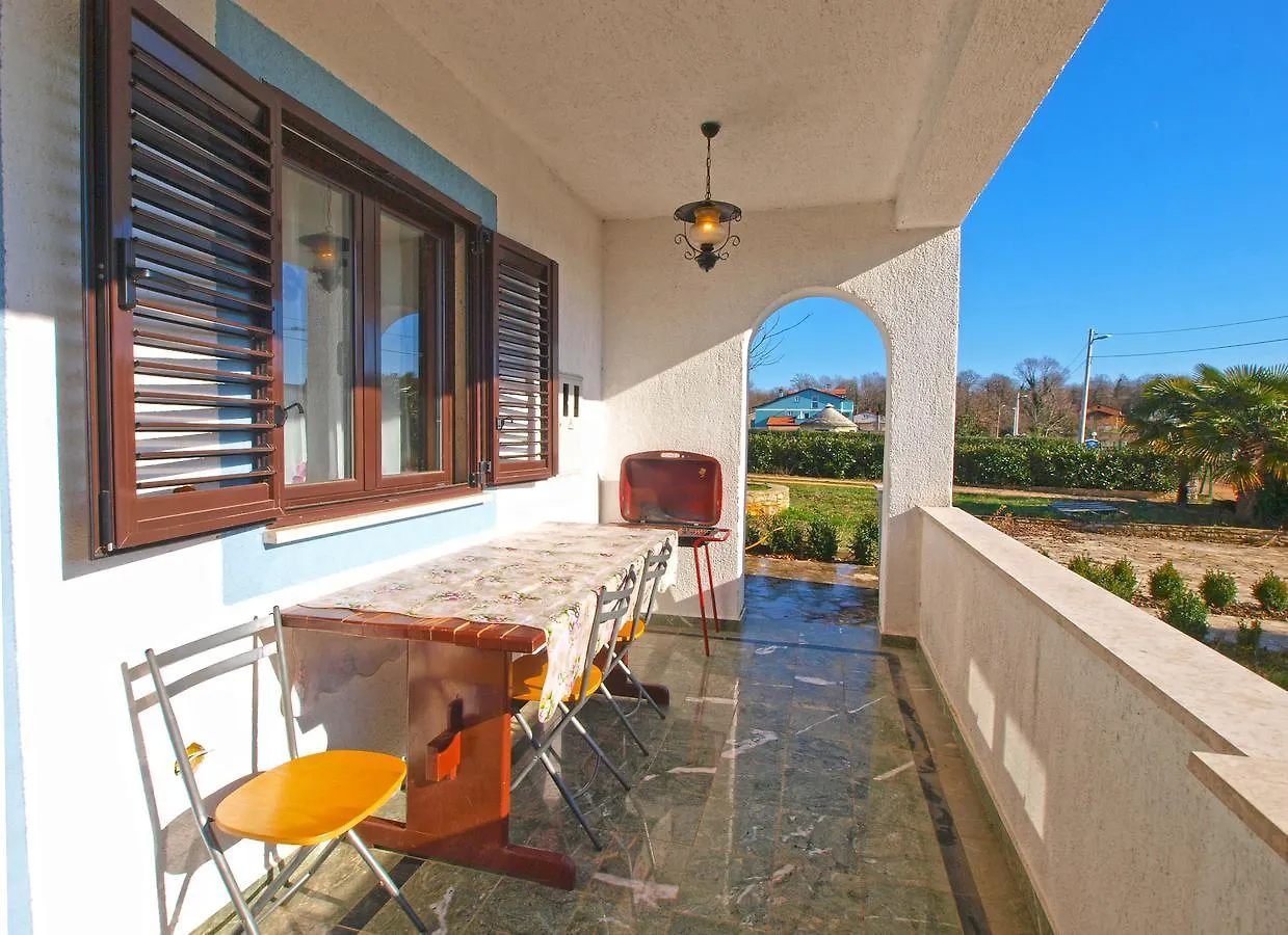 Apartments Alma 879 Porec