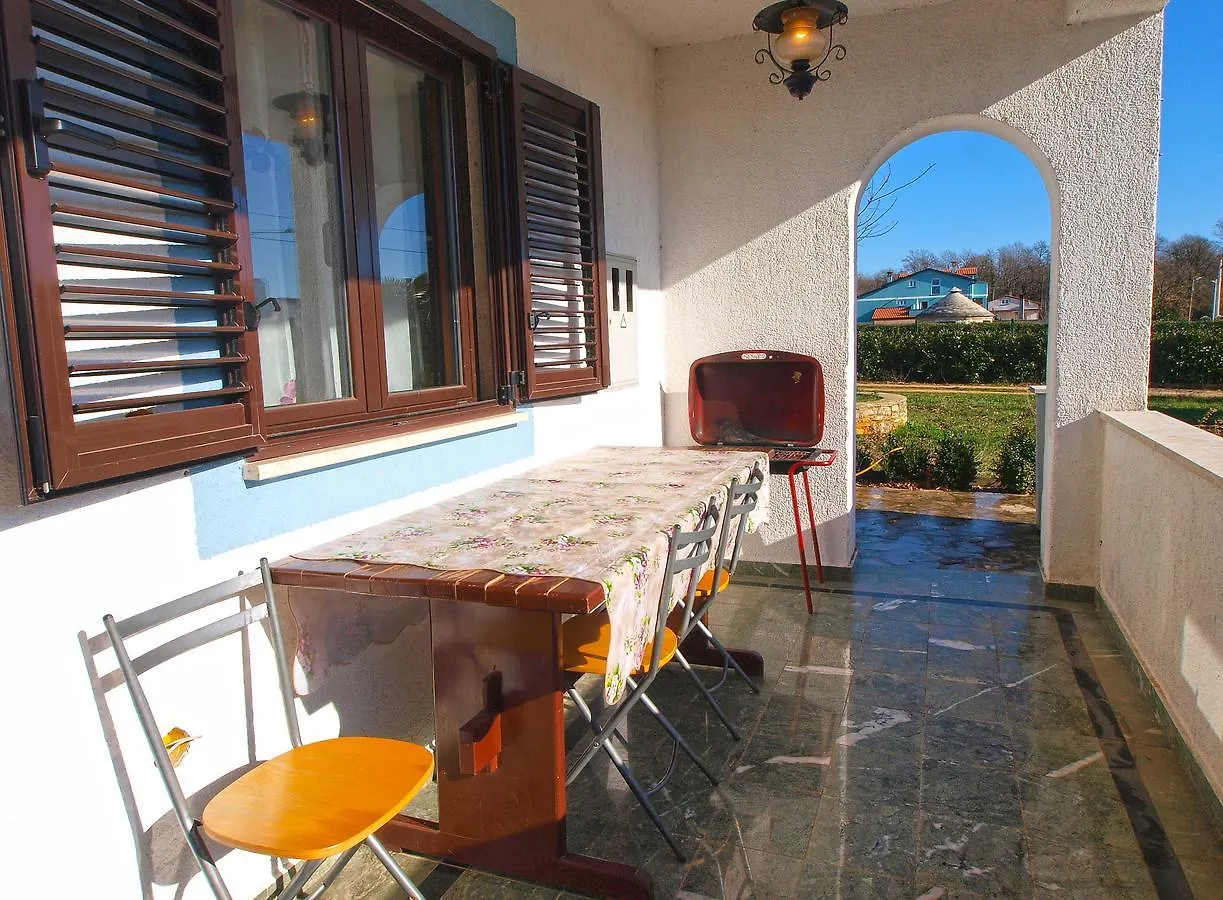 Apartments Alma 879 Porec Croatia